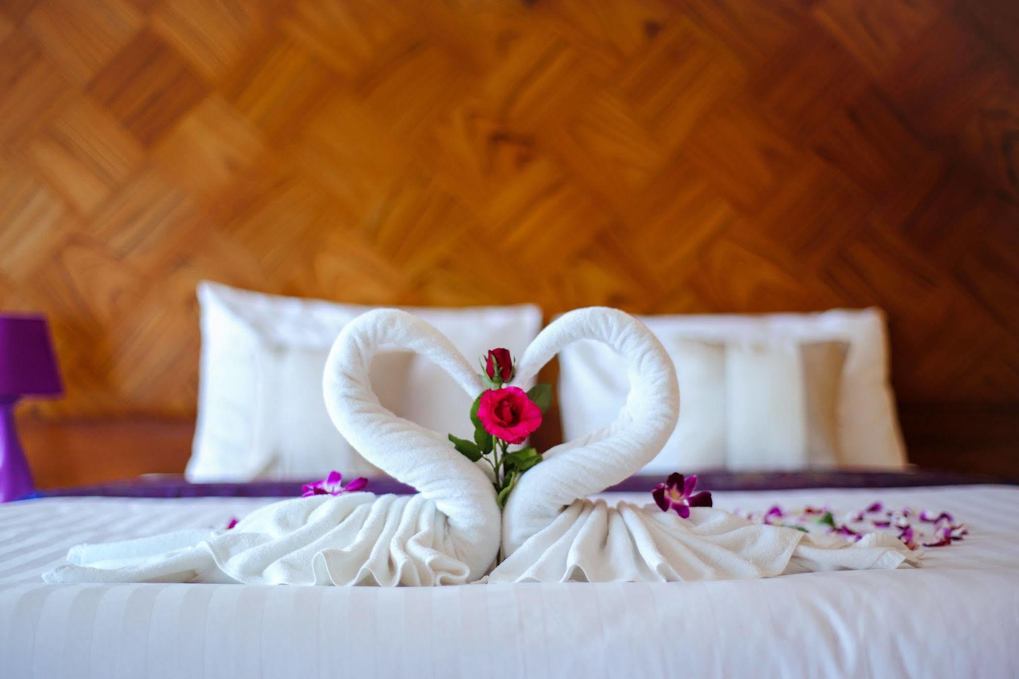 A Casa Di Luca Hotel Patong Luaran gambar
